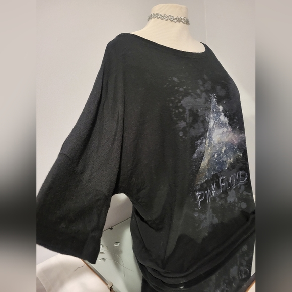 PINK FLOYD GRAPHIC 3/4 SLEEVE TOP - Picture 2 of 4